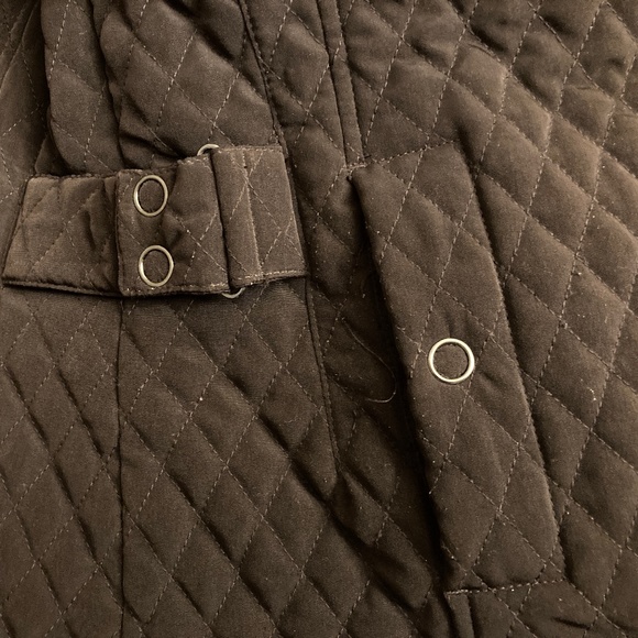 Women's Quilted Jacket - Picture 3 of 5